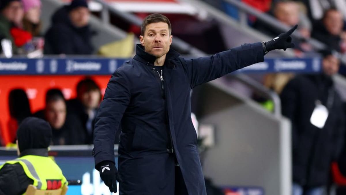 Leverkusen boss Alonso expects 'top game' at Frankfurt