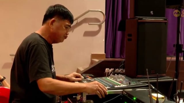 歌台乐队青黄不接 再过十年可能面临解散危机