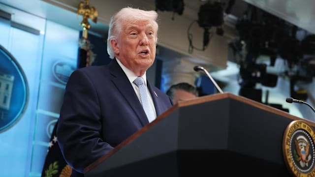 伊朗拒绝临时停火 特朗普威胁将摧毁伊朗