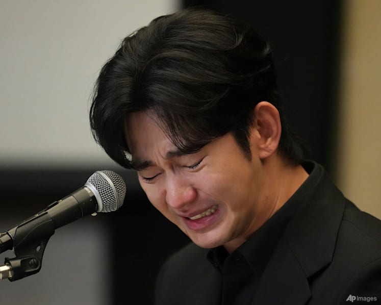 Kim Soo-hyun's agency to take legal action against those spreading 'false information' about actor