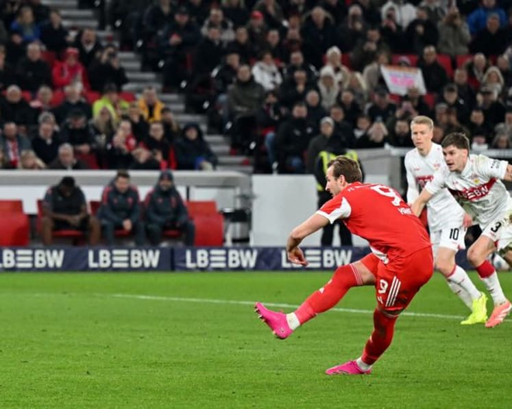 Substitute Kane scores hat-trick in Bayern's 5-0 demolition of hosts Stuttgart