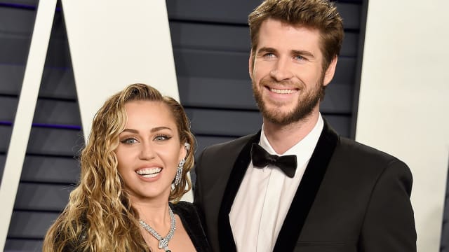 Miley Cyrus新歌“Flowers”爆红　招来前夫Liam Hemsworth告诽谤