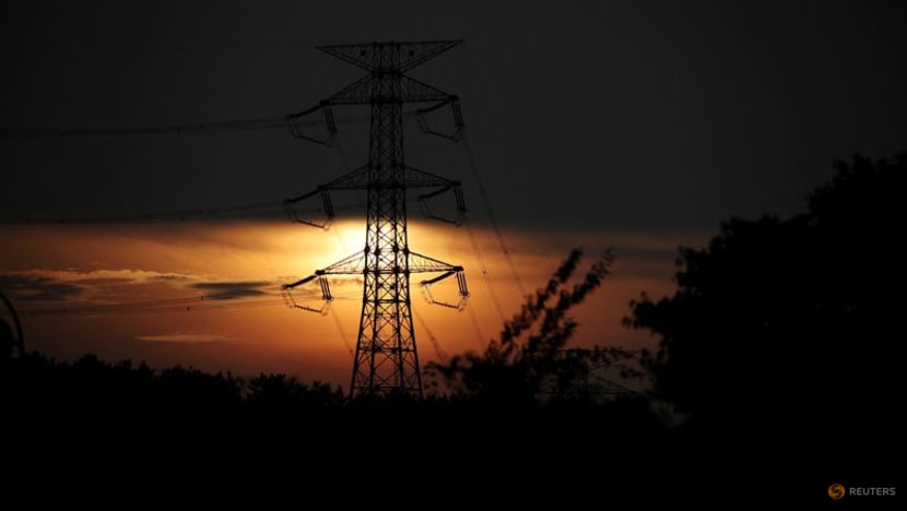 European Commission adds to Czech worries over nuclear power plant contract