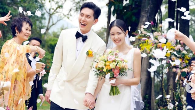 麦明诗结婚“每半天晒1闪照”被骂　诚实回应：赞助多忍耐一下