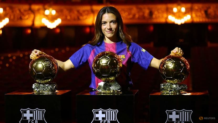 Barcelona's Bonmati out for five months after leg surgery