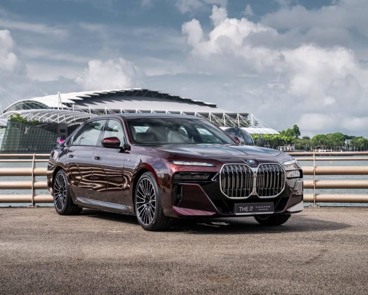 One of its kind: Exclusive BMW i7 Singapore Icon pays tribute to the nation's 60th birthday