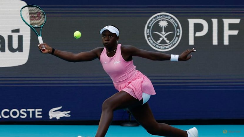 Muchova edges Mboko at Miami Open, to face Gauff in semis