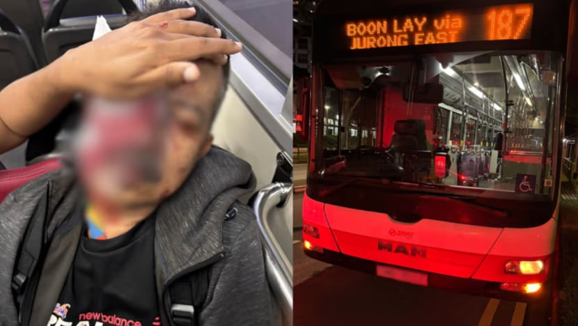 Warga emas cedera selepas terjatuh dalam bas 187; SMRT bantu siasatan polis Warga emas cedera selepas terjatuh dalam bas 187; SMRT bantu siasatan polis