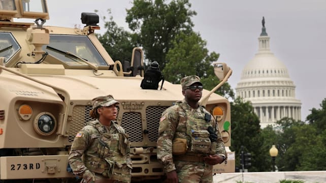 Trump ingin tempatkan militer di banyak kota AS: UU apa yang bisa digunakan untuk kerah tentara? 