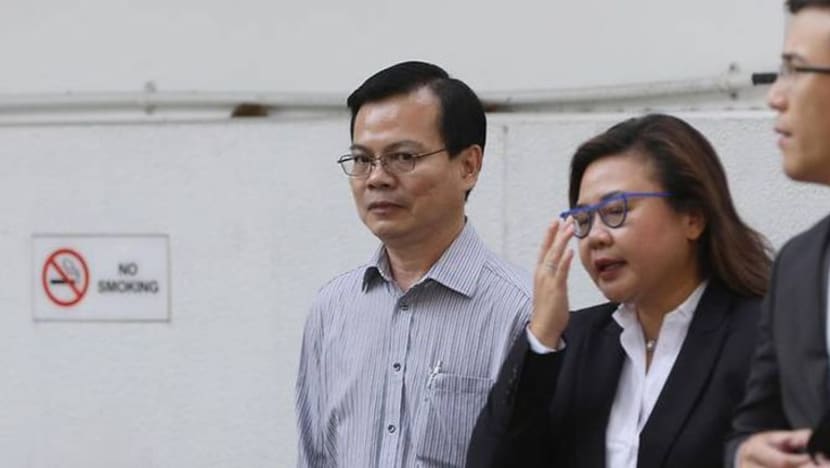 Perbicaraan AMKTC: Pasangan dituduh rasuah habiskan 'lebih S$4,000' dalam satu malam