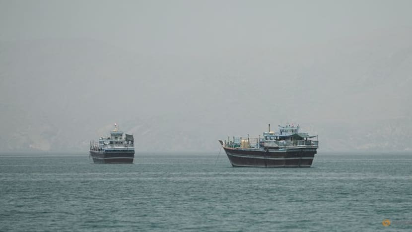 Oil prices fall as tankers exit Strait of Hormuz