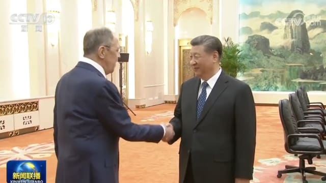 习近平会见俄外长拉夫罗夫 双方表示将加强双边合作