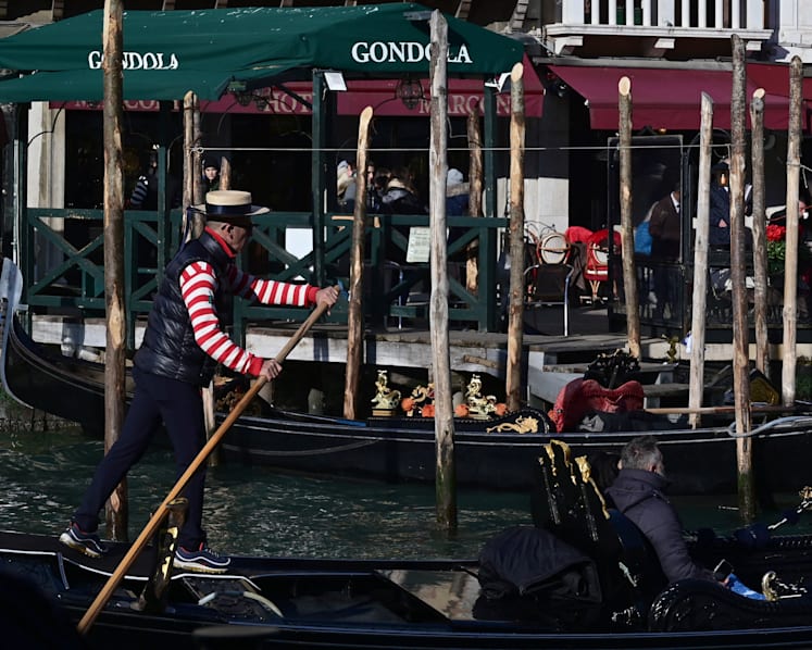Italy bars tourists from Singapore till Jan 31 next year
