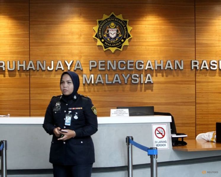 Malaysian regulator to ask publicly-traded firms for El Nino plans, eyes deeper Middle East ties