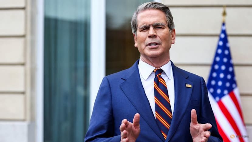 US may remove sanctions on Iranian oil stranded in tankers