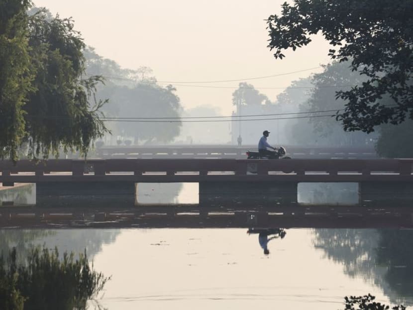 India's New Delhi blanketed by toxic haze, world's most polluted city again