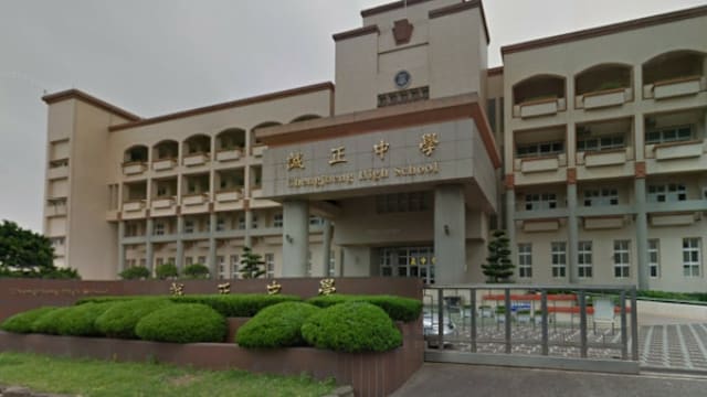 台男生两度遭群殴致右眼失能  法院判九人连带赔偿逾8万新元