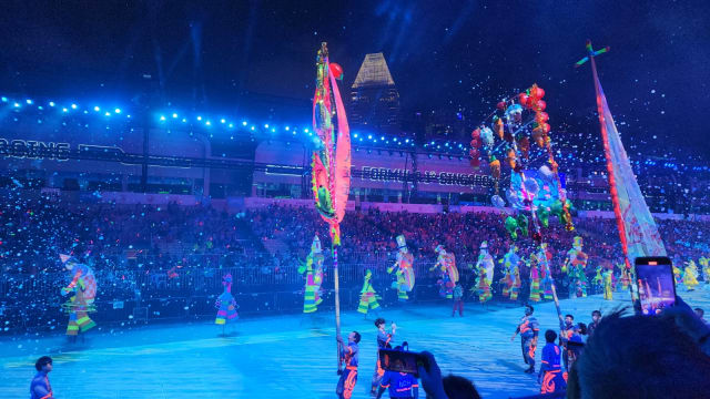 妆艺首场演出落幕 观众赞叹冀申遗成功