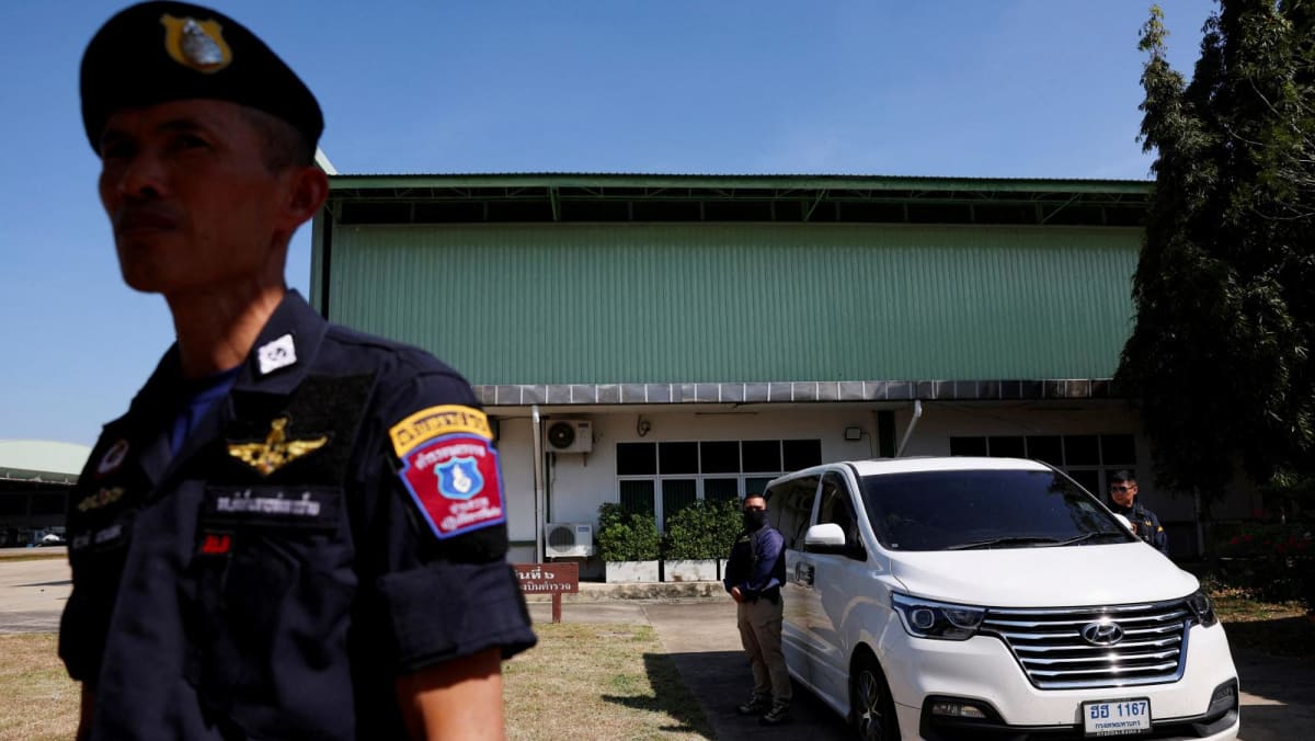 Thai police hunt Cambodian over ex-politician’s murder Thai police hunt Cambodian over ex-politician’s murder