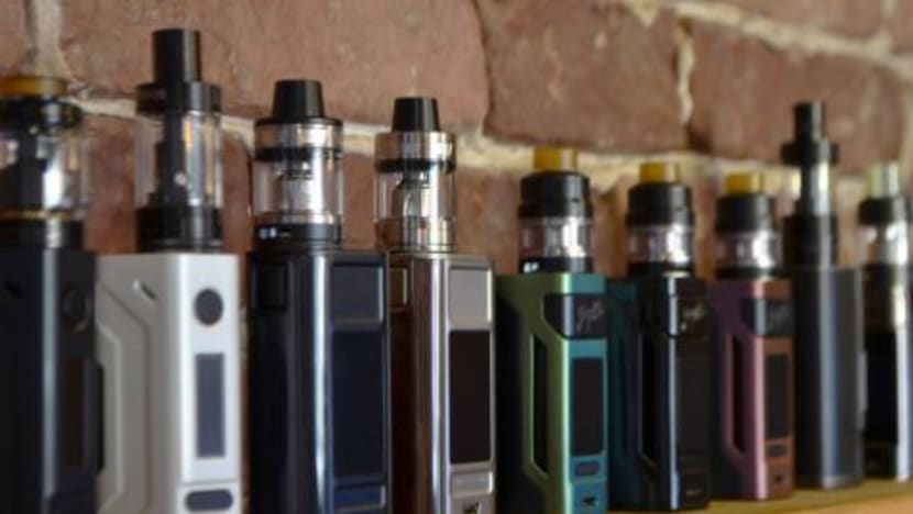 Hampir 4,000 orang ditangkap miliki atau guna vape, naik 52% daripada suku sebelumnya Hampir 4,000 orang ditangkap miliki atau guna vape, naik 52% daripada suku sebelumnya