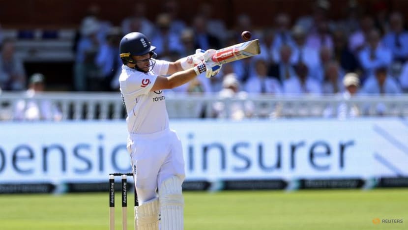 Root lifts England to 251-4 on tense day at Lord's Root lifts England to 251-4 on tense day at Lord's