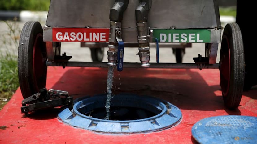 Indonesia to raise mandatory share of bioethanol in gasoline to 10% by 2028, official says