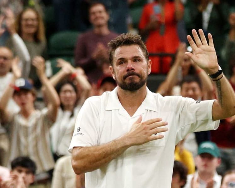 Serena and Wawrinka go down fighting at Wimbledon