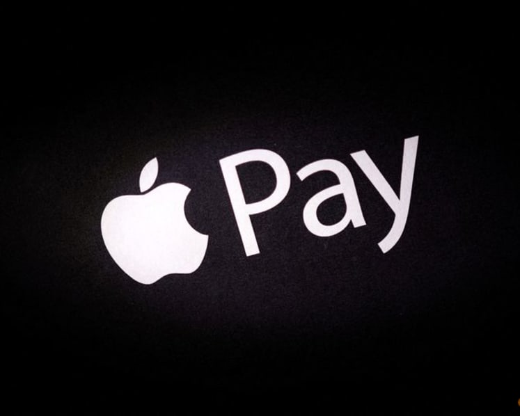 Swiss cling on to cash as survey shows payment app use stalling