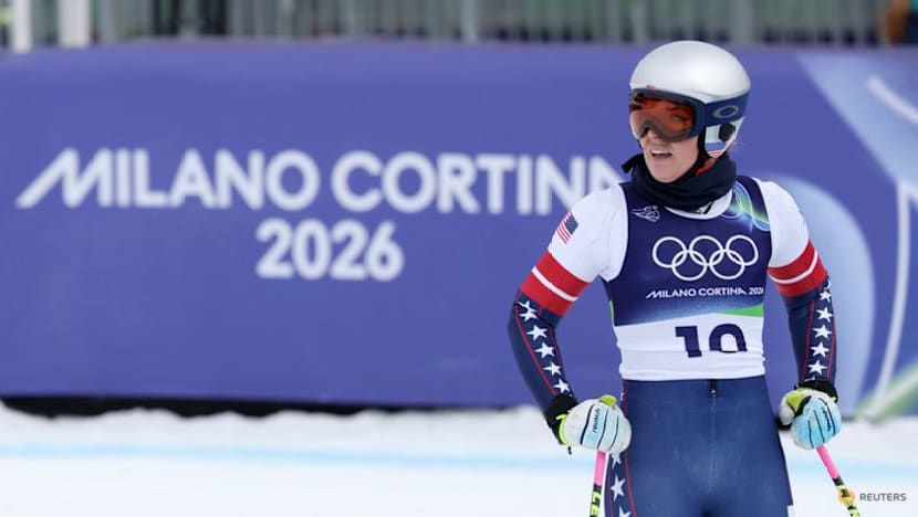 Alpine skiing-Vonn boosts medal hopes with strong training run