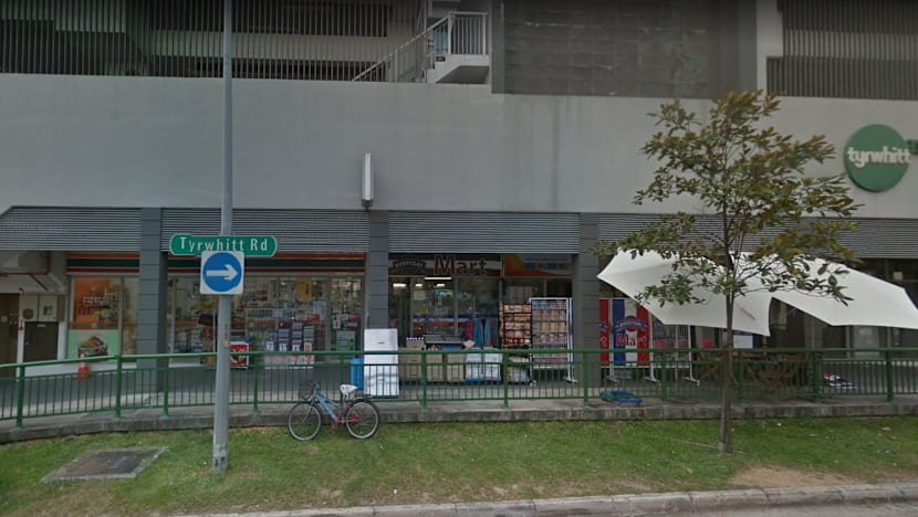Man who tried to rob convenience store with penknife charged with armed robbery