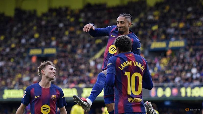 Yamal strikes as Barcelona punish 10-man Villarreal