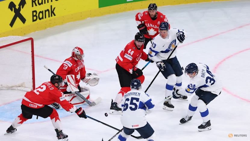 Ice Hockey-Feisty Finland beat Canada to make world championship final