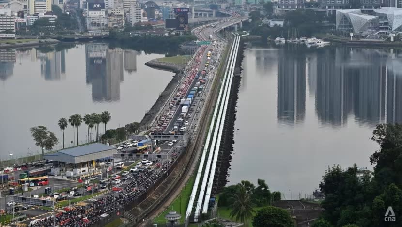 Laluan trafik dijangka sesak di pusat pemeriksaan darat sempena hujung minggu panjang cuti Hari Kebangsaan SG
