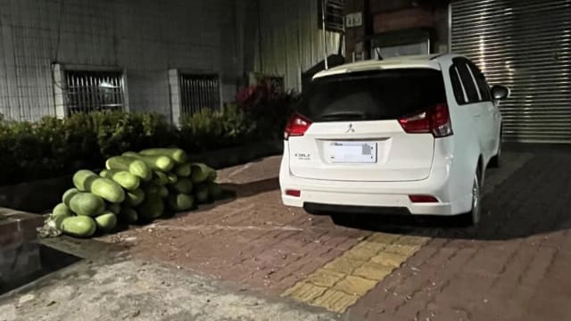 台男开马赛地还偷冬瓜 竟是为还车贷