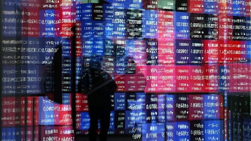 Asian stocks scale record high, US jobs lift dollar and yields
