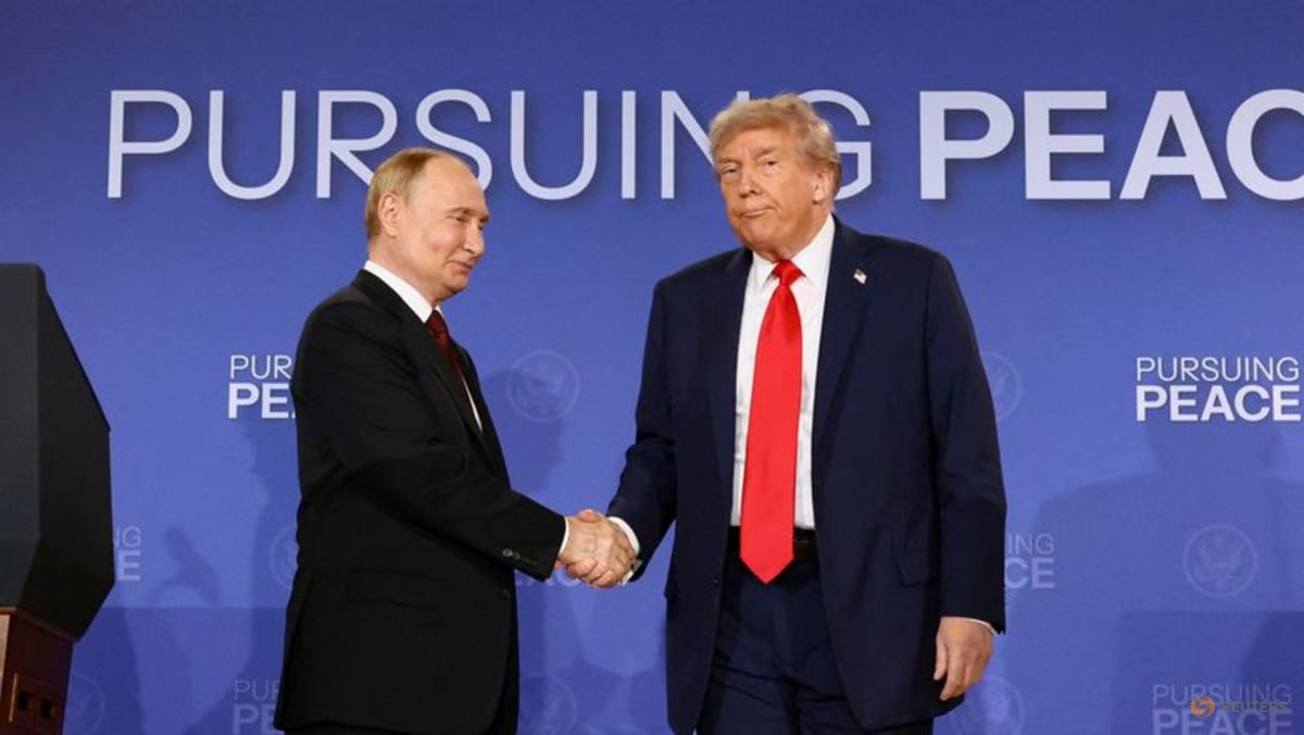 Trump offers to help Putin find deal with Ukraine, also speaks with Zelenskyy