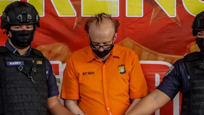 Lelaki Perancis hadapi hukuman mati; dipercayai cabul ratusan kanak-kanak di Indonesia