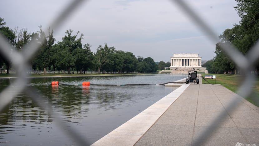 Trump says Reflecting Pool to be refilled after repairs