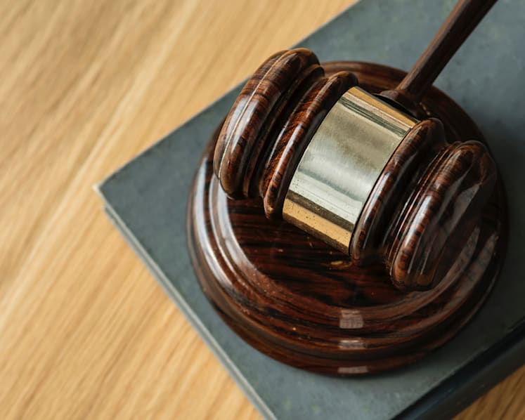 Logistics worker jailed 3 weeks for slapping elderly SMRT employee