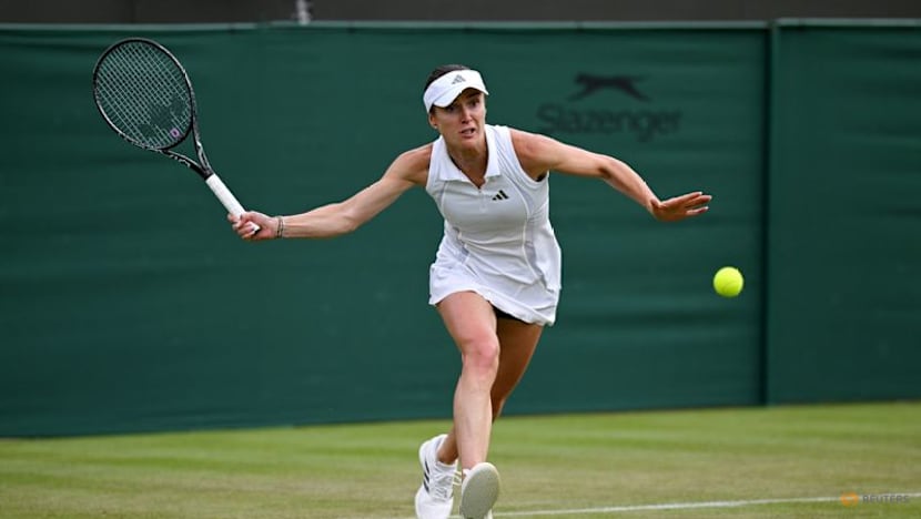 Svitolina crashes to fellow Ukrainian Snigur in Wimbledon opener