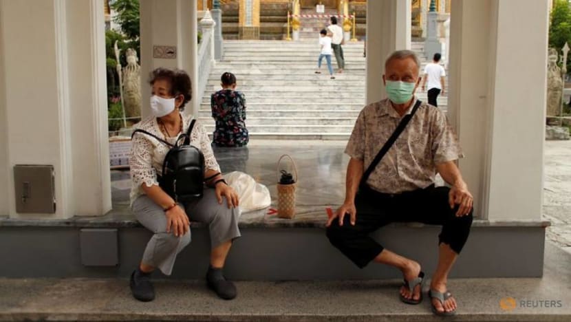 Thailand admits first foreign tourists in 7 months 