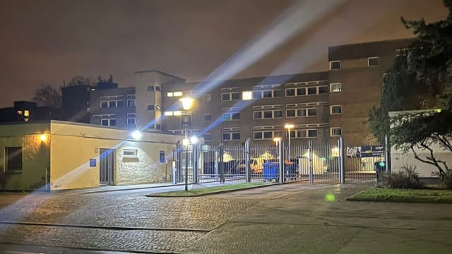 柏林警察大楼外发生爆炸 导致两警员受伤