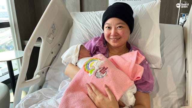 差点面临早产风险 夫妻喜迎元旦宝宝