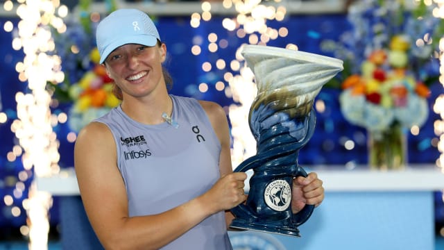 辛辛那提网球公开赛：斯维亚特克击败保利尼 赢得女单冠军