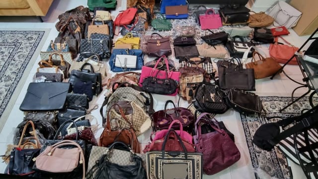涉网上售卖仿冒商品 四名男女被捕