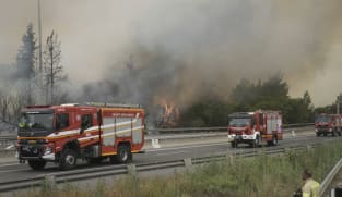 Raging wildfires near Jerusalem trigger army deployment