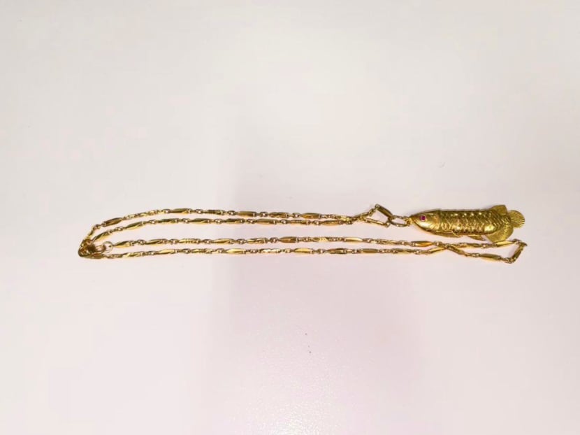 A gold necklace that three youths tried to steal from a 16-year-old at Central Mall on June 6, 2022.