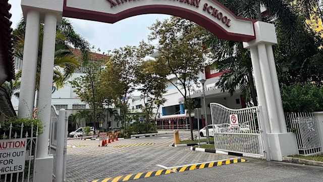 新民中学接炸弹恐吓 校方启动疏散程序