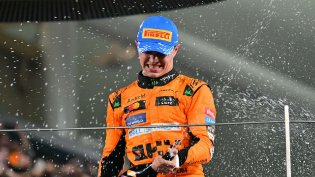 F1阿布扎比大奖赛：迈凯伦车队车手诺里斯摘下冠军