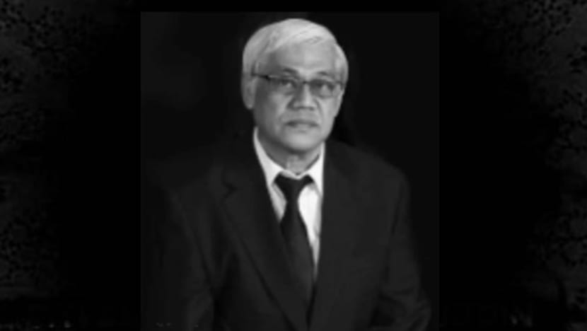 Pemenang Pingat Budaya 2013 Cikgu Mohd Latiff Mohd meninggal dunia pada usia 72 tahun Pemenang Pingat Budaya 2013 Cikgu Mohd Latiff Mohd meninggal dunia pada usia 72 tahun